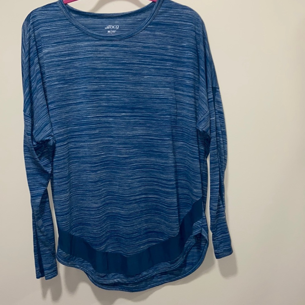 Heather blue white and gray workout top